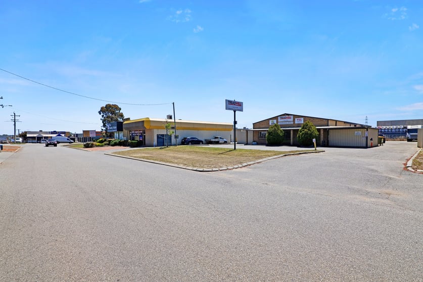 3 Runyon Road Midvale WA 6056 - Image 1