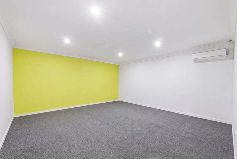 5/2 Gateway Court Coomera QLD 4209 - Image 1