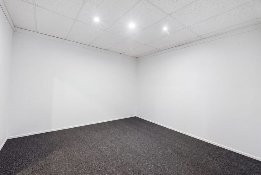 5/2 Gateway Court Coomera QLD 4209 - Image 3