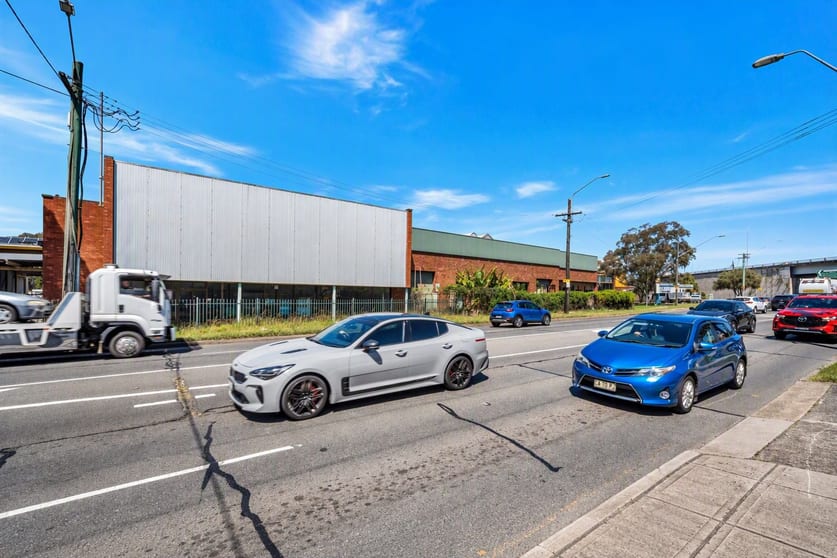 Click to view all images 24 Canterbury Road Bankstown NSW 2200 - Image 4