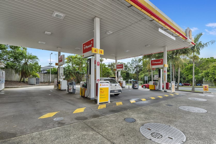 60 Poinciana Avenue Tewantin QLD 4565 - Image 5