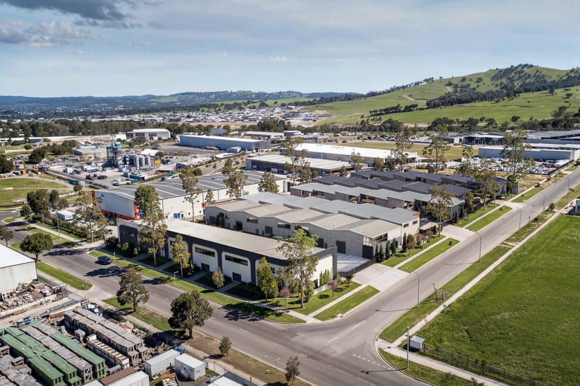 Click to view all images 1 Val Reid Crescent Hume ACT 2620 - Image 1