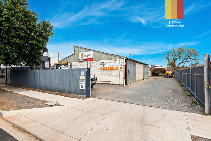 Click to view all images 4 Talisman Avenue Edwardstown SA 5039 - Image 1
