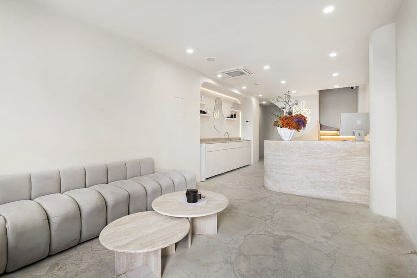 Click to view all images 1/595 Gilbert Road Preston VIC 3072 - Image 2