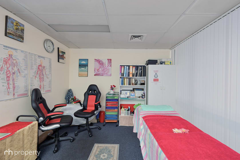 Click to view all images 21/7 The Esplanade Mount Pleasant WA 6153 - Image 3