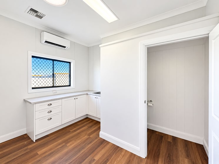 Click to view all images 3-7 Kamilaroi Highway Gunnedah NSW 2380 - Image 3