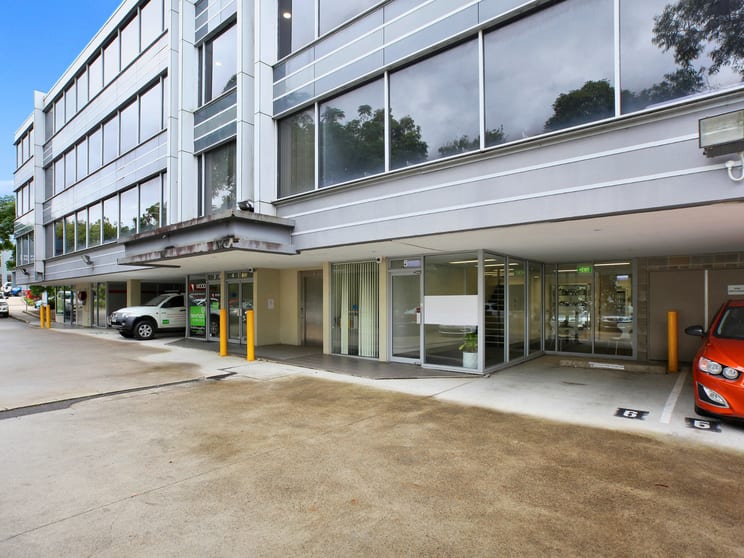 Click to view all images Unit 5/31-33 Chaplin Drive Lane Cove NSW 2066 - Image 3