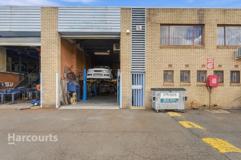 Click to view all images 11D/4 Louise Avenue Ingleburn NSW 2565 - Image 1
