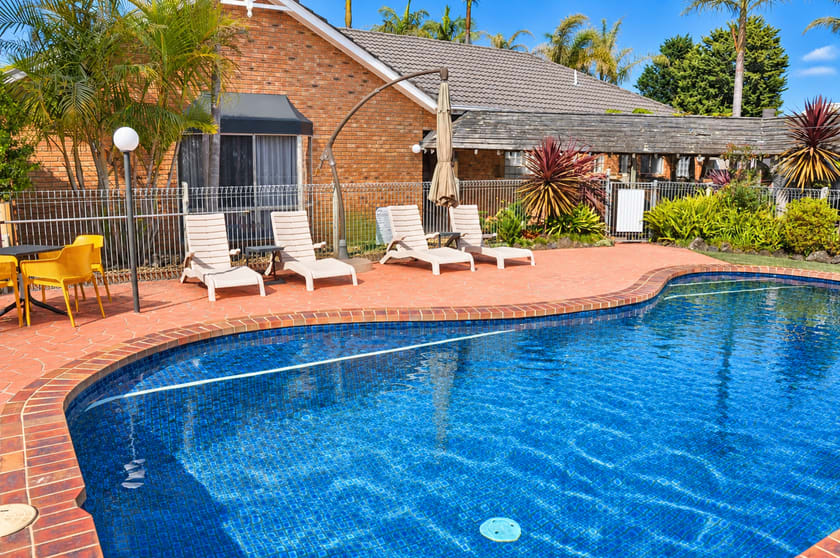 Click to view all images Lakes Entrance VIC 3909 - Image 2