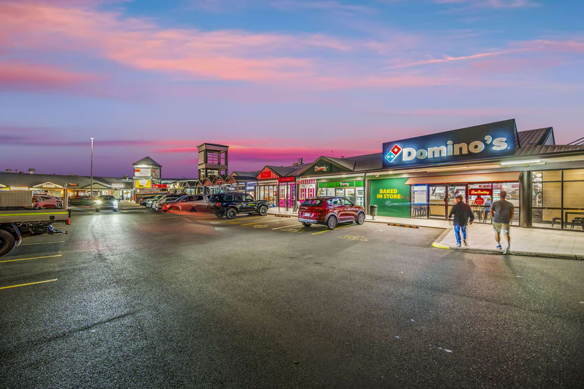 Click to view all images 45-69 Dawson Highway West Gladstone QLD 4680 - Image 3