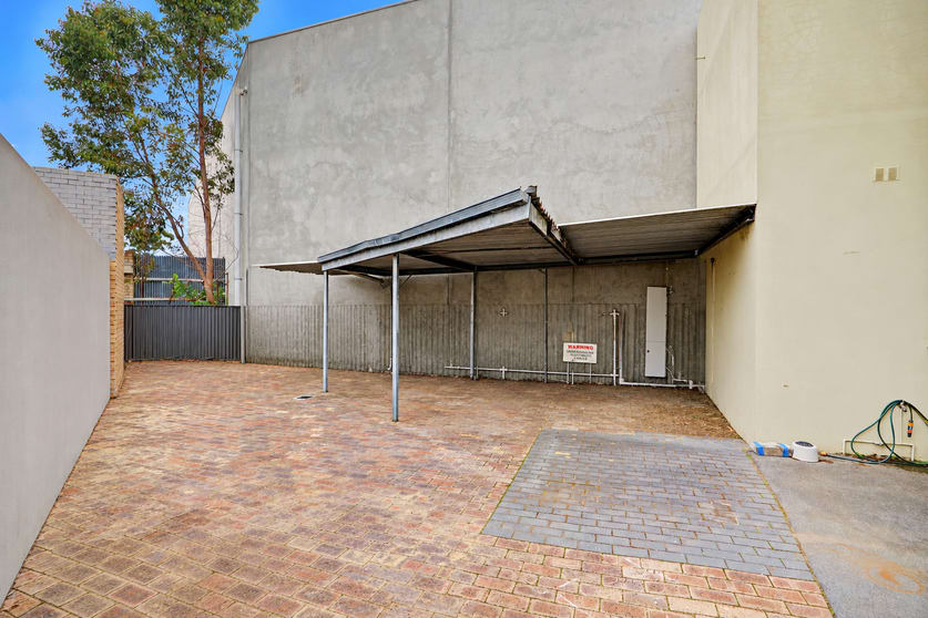 Click to view all images 4/39 Flynn Street Wembley WA 6014 - Image 4