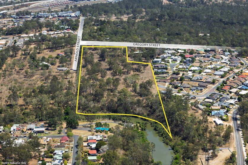 Click to view all images 122 Gregory Street Wulkuraka QLD 4305 - Image 2