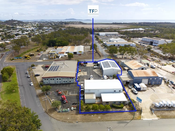 Click to view all images 3 Hixon Street South Gladstone QLD 4680 - Image 2