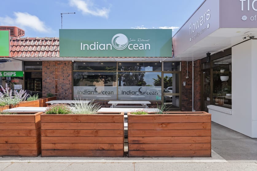 Click to view all images 2/96-100 Thompson Avenue Cowes VIC 3922 - Image 2