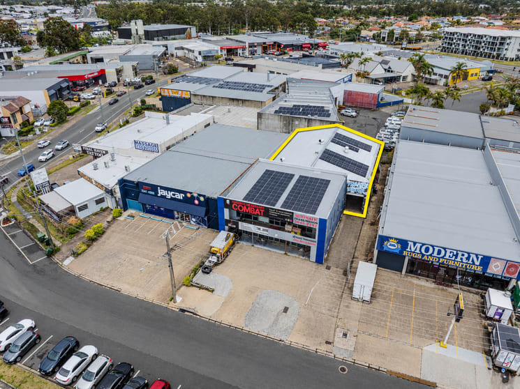 Click to view all images 2/3261 Logan Road Underwood QLD 4119 - Image 1