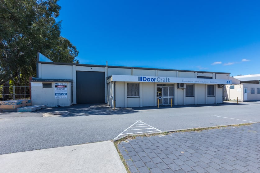 Click to view all images 44 Bassendean Road Bayswater WA 6053 - Image 3