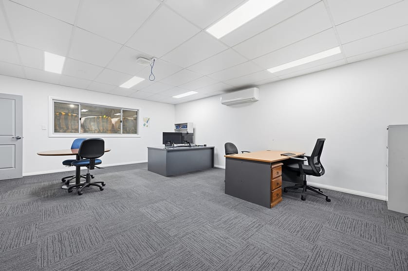 Click to view all images 5 Trappit Place Orange NSW 2800 - Image 3
