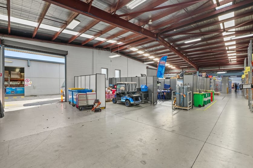 Click to view all images 30-32 Lexton Road Box Hill North VIC 3129 - Image 4