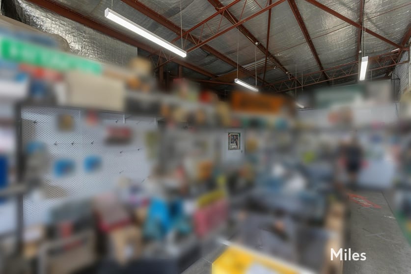 Click to view all images 1 & 2/22 Helen Street Heidelberg West VIC 3081 - Image 3