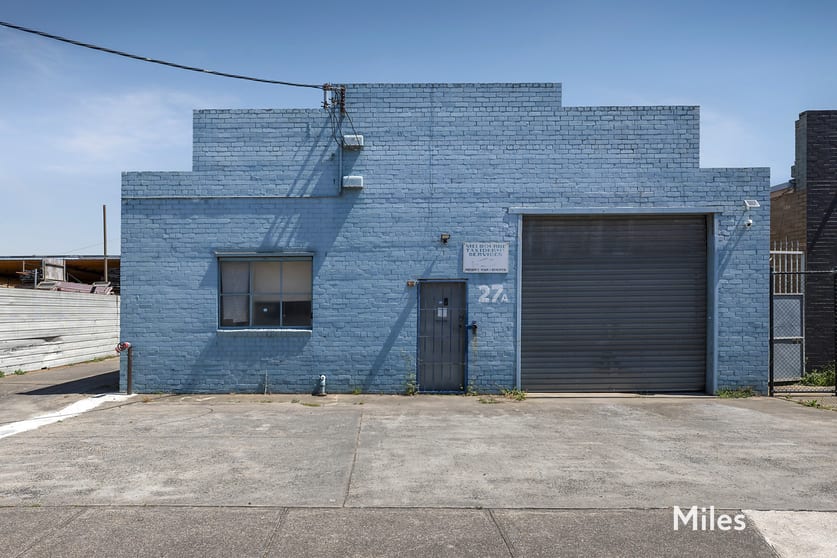 Click to view all images 27 Mologa Road Heidelberg West VIC 3081 - Image 1