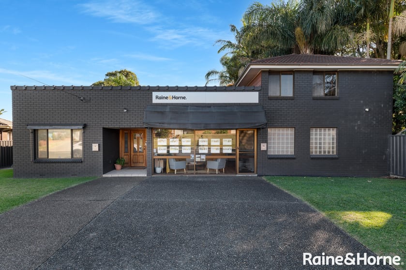 Click to view all images 1 Jerry Bailey Road Shoalhaven Heads NSW 2535 - Image 1