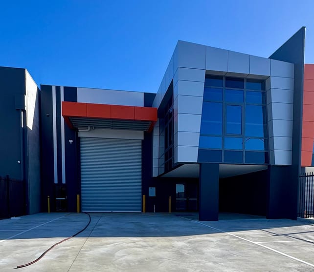 Click to view all images 13 Intrepid Place Truganina VIC 3029 - Image 2