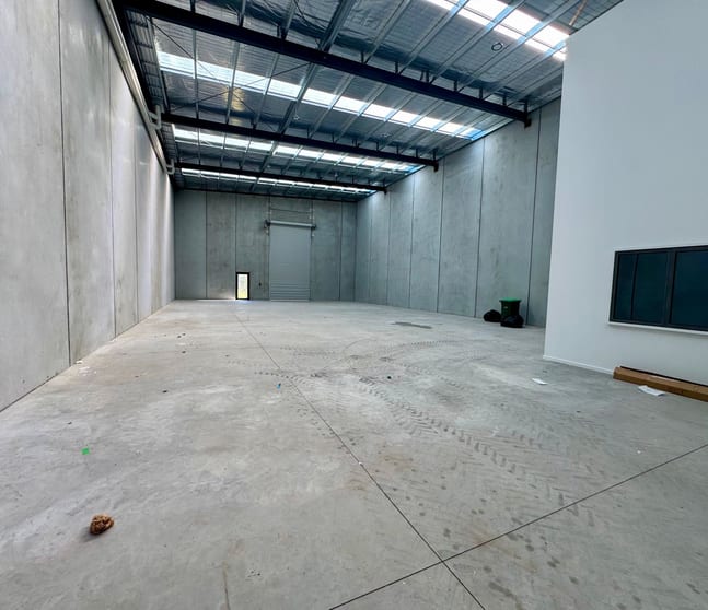 Click to view all images 13 Intrepid Place Truganina VIC 3029 - Image 3