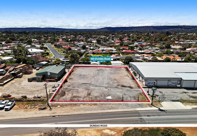 Click to view all images 183 Dundas Road High Wycombe WA 6057 - Image 1