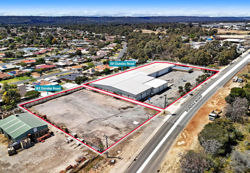 Click to view all images 191 Dundas Road High Wycombe WA 6057 - Image 4