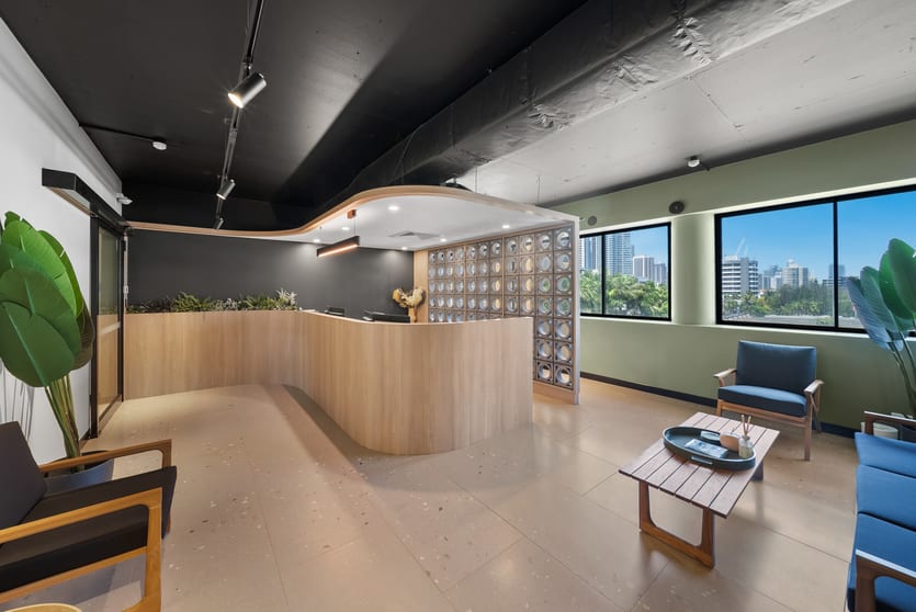Click to view all images 4/9 Beach Road Surfers Paradise QLD 4217 - Image 5