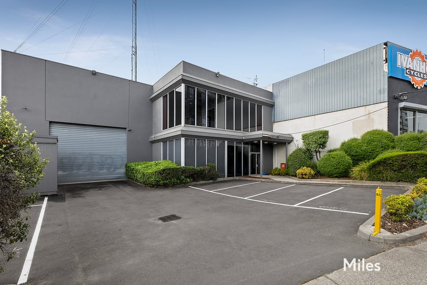 Click to view all images 80 Bell Street Heidelberg Heights VIC 3081 - Image 1