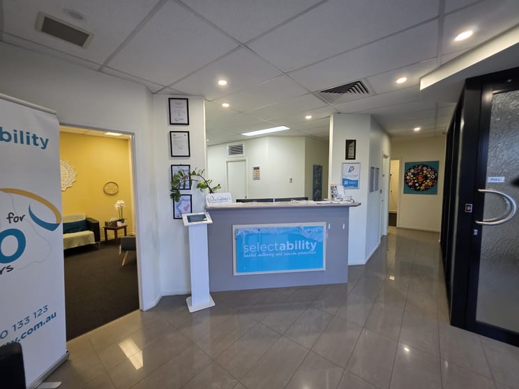 Click to view all images 606 Bruce Highway Woree QLD 4868 - Image 3