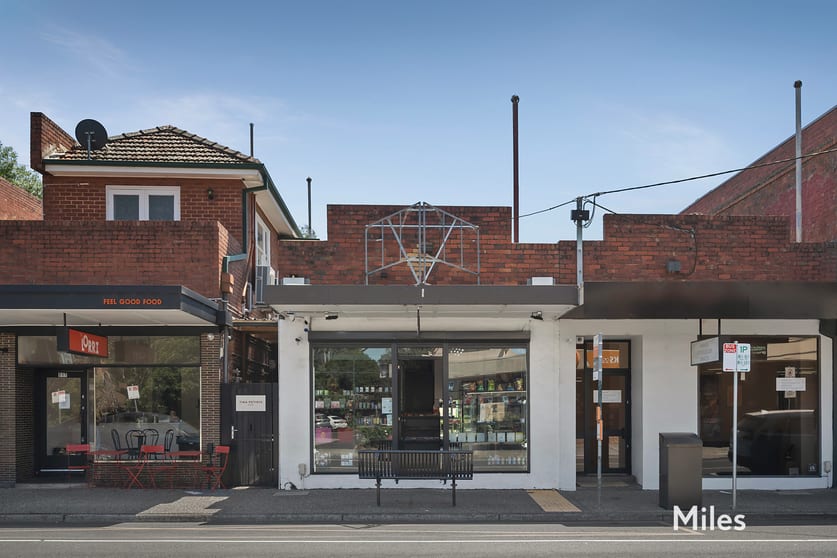Click to view all images 219 & 219A Lower Heidelberg Road Ivanhoe East VIC 3079 - Image 1