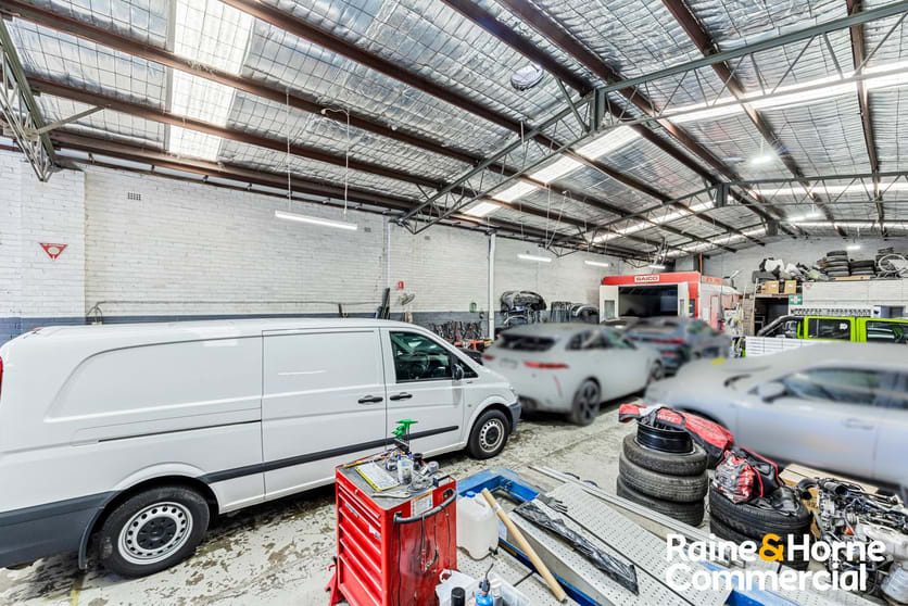 Click to view all images 73 Rosedale Avenue Greenacre NSW 2190 - Image 3