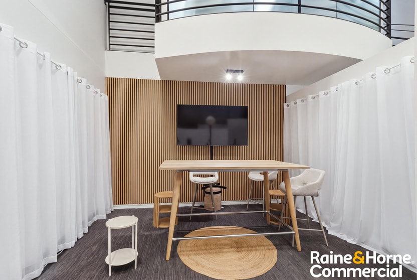 Click to view all images 1/40 Douglas Street Milton QLD 4064 - Image 3