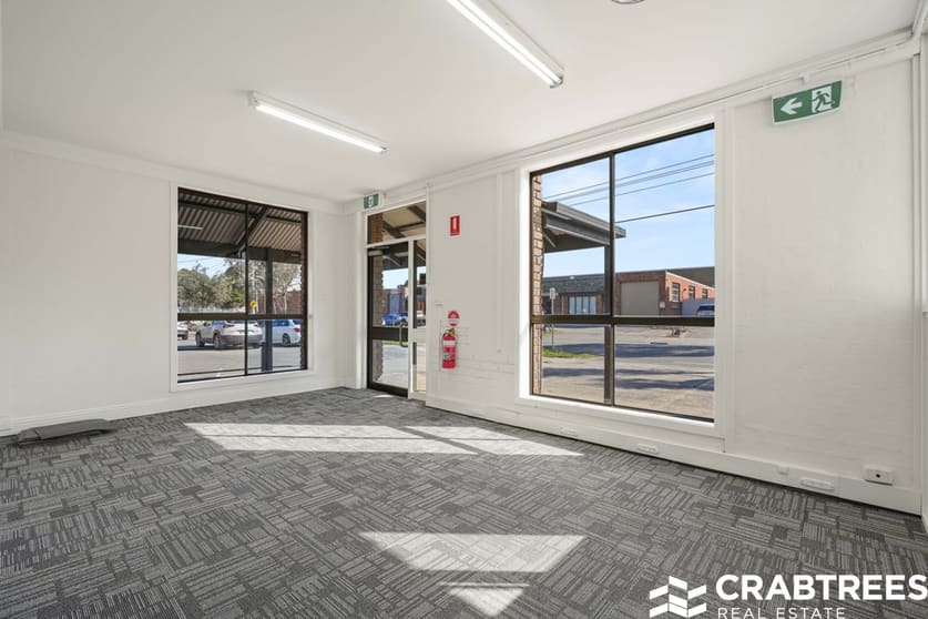 Click to view all images 47 Winterton Road Clayton VIC 3168 - Image 3