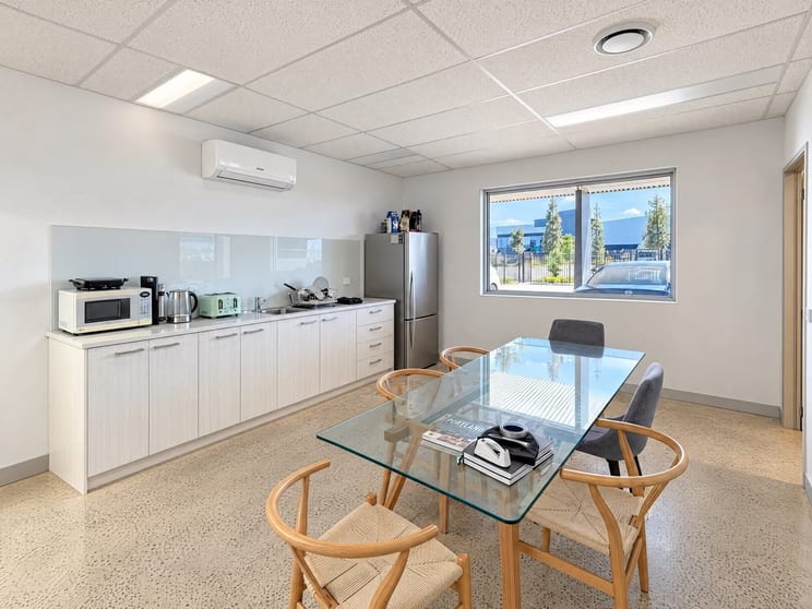 Click to view all images 46 Droomer Way Tarneit VIC 3029 - Image 5