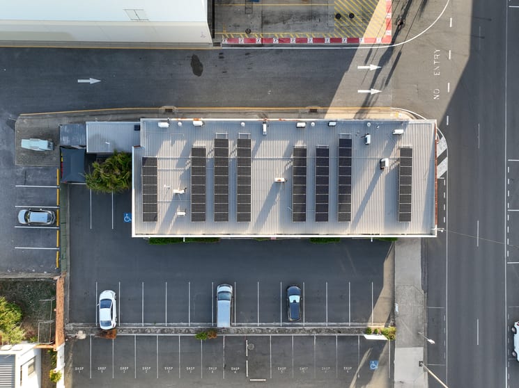 Click to view all images 13 Herbert Street Gladstone Central QLD 4680 - Image 3