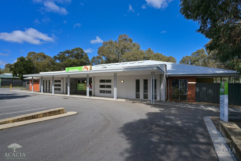 Click to view all images 585 Eighty Road Baldivis WA 6171 - Image 3
