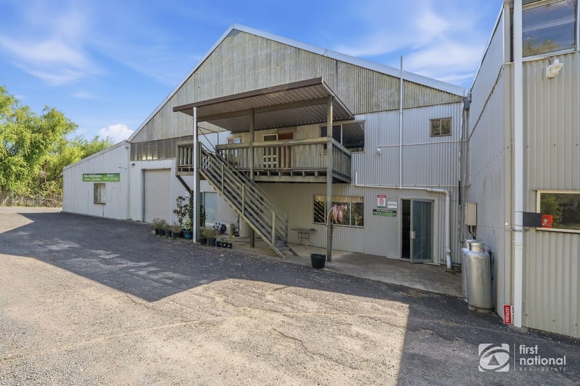 Click to view all images Unit 4 270 Mann Street Armidale NSW 2350 - Image 1