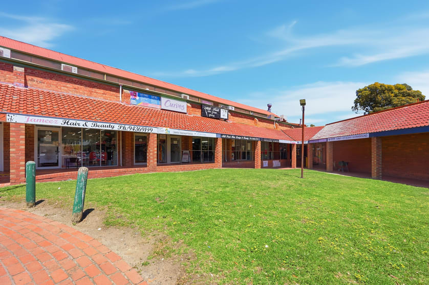 Click to view all images Shop/92 Childs Road Mill Park VIC 3082 - Image 1