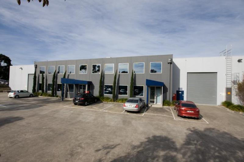 Click to view all images Unit 5 & 6/677 Springvale Road Mulgrave VIC 3170 - Image 1