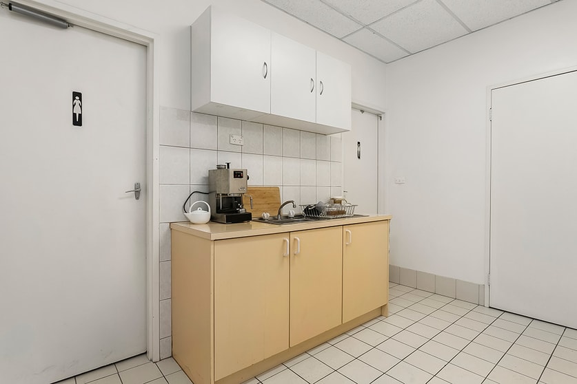 Click to view all images North Melbourne VIC 3051 - Image 2