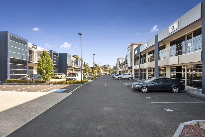 Click to view all images 2/15 Ricketts Road Mount Waverley VIC 3149 - Image 3