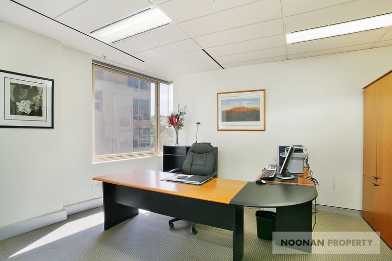 Click to view all images 111 Harrington Street Sydney NSW 2000 - Image 3