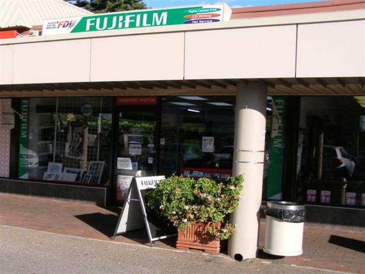 Click to view all images Shop 8/153-165 Henley Beach Road Mile End SA 5031 - Image 1