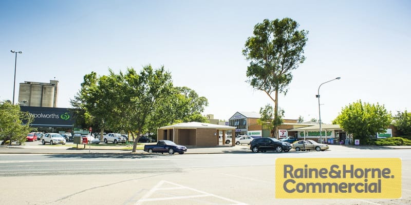 Click to view all images Young NSW 2594 - Image 1