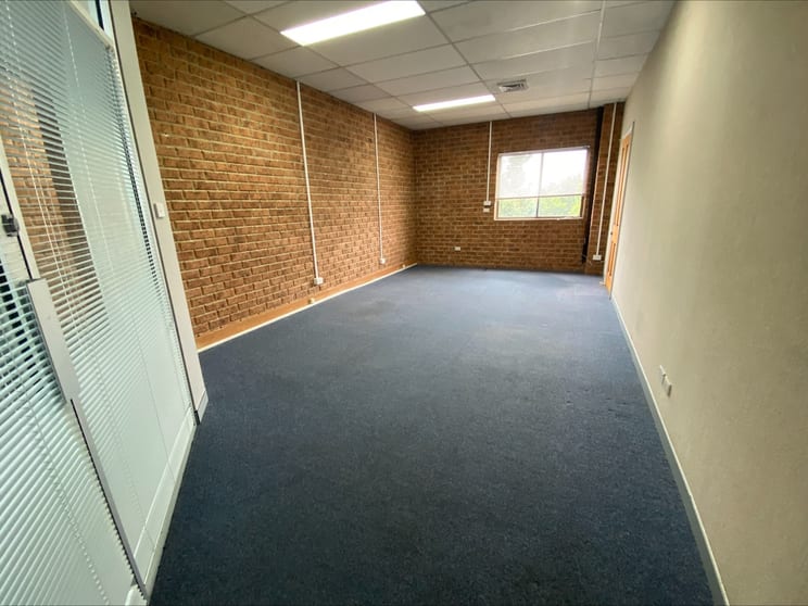Click to view all images 11/33 Windsor Road Kellyville NSW 2155 - Image 1