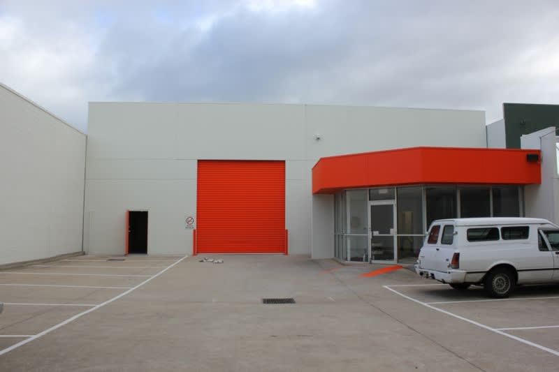 Click to view all images 82 Industrial Drive Braeside VIC 3195 - Image 1