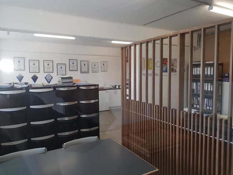 Click to view all images 39 Tower Road New Town TAS 7008 - Image 2